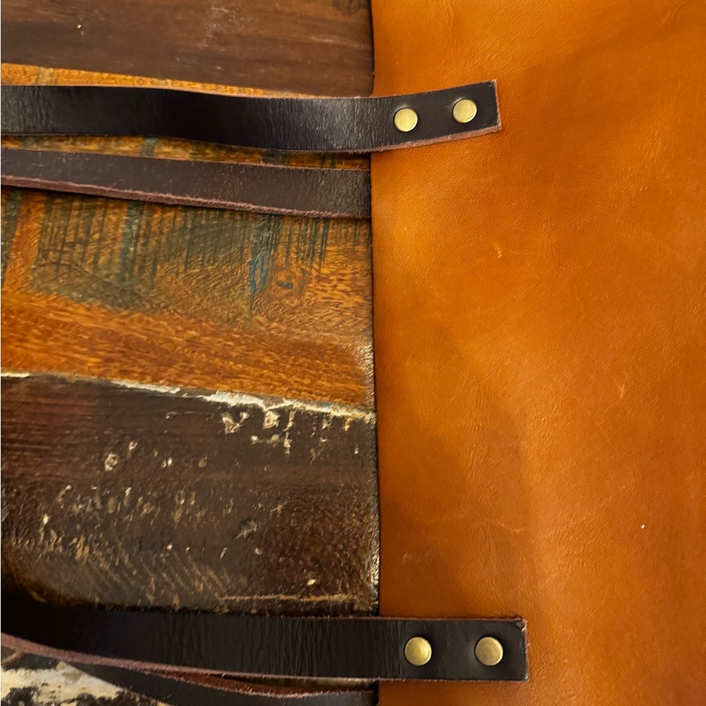 Portland Leather Medium Tote